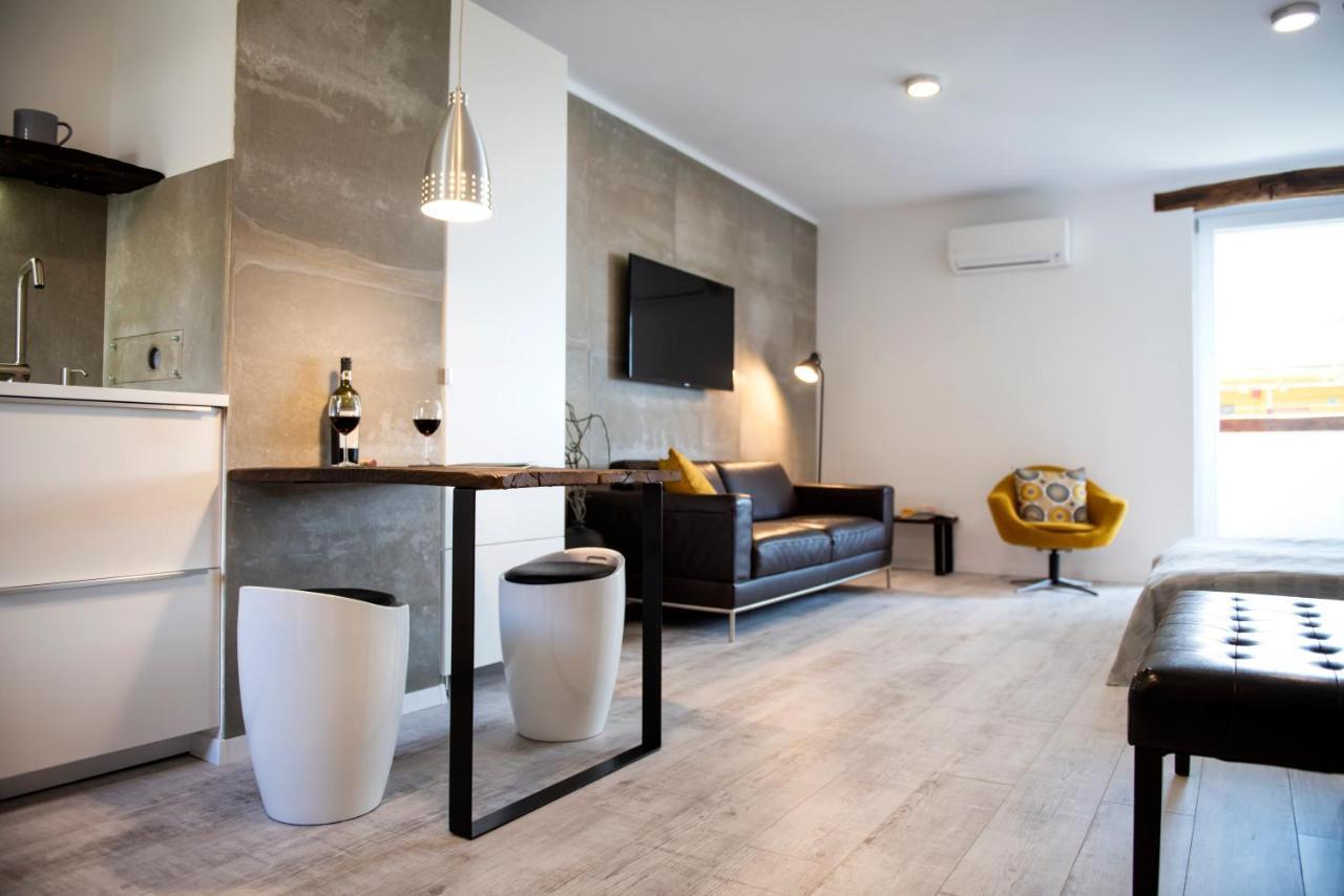 Apartament Loft Apartman Pécs Zewnętrze zdjęcie